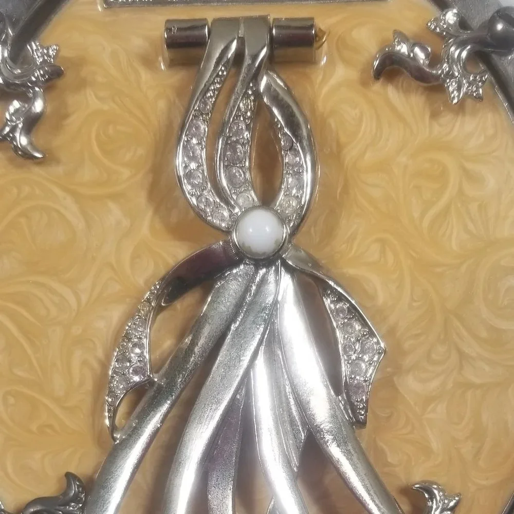 RARE JAY STRONGWATER PAVE SCROLL CRYSTAL VICTORIAN BOW RIBBON ENAMEL OVAL FRAME